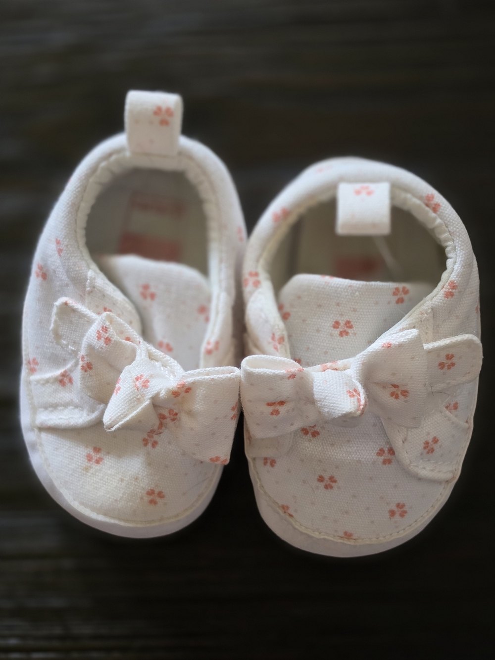 Carter's Infant Girl Floral Bow Slip-On Crib Shoes White & Pink Like New 0-3m